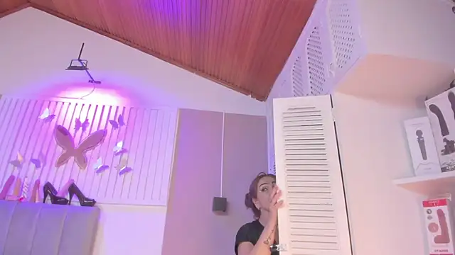 chantall1375 live sex cam