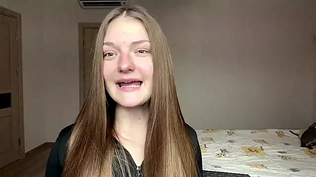 Milayouknow's cam snapshot