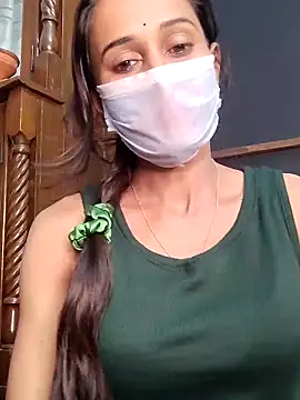 Saharaa live sex cam