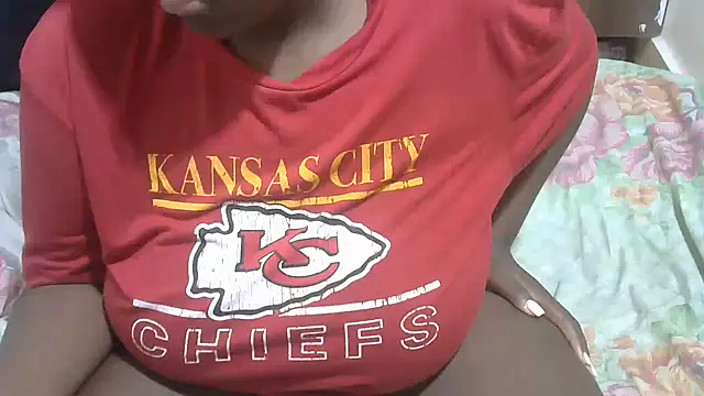 HoneyExtasyXo_'s cam snapshot