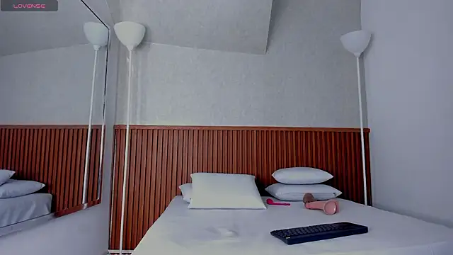 nicol_giraldoo's cam snapshot