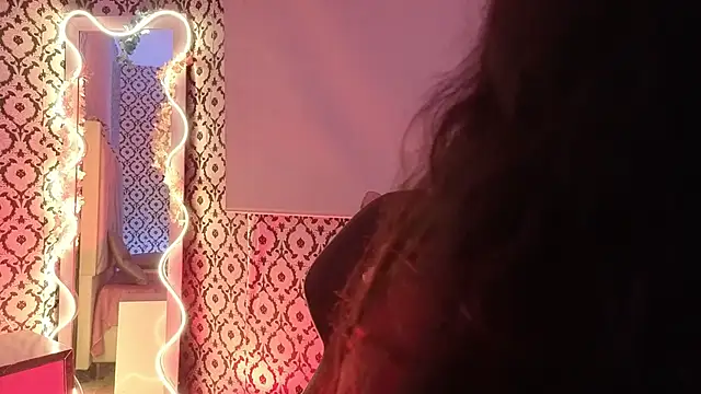 Ixchel_tay's cam snapshot