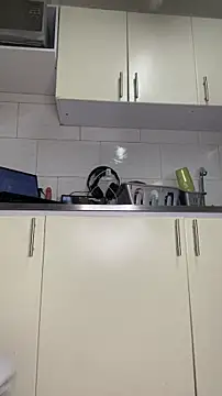 Chloee_Peach's cam snapshot