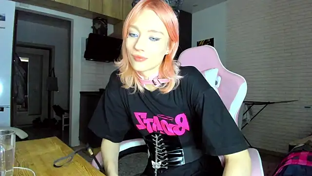 _Alice_Kitty live sex cam