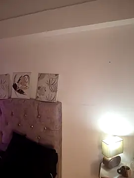 Dulce_Bella_'s cam snapshot