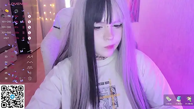 SelenaCute live sex cam