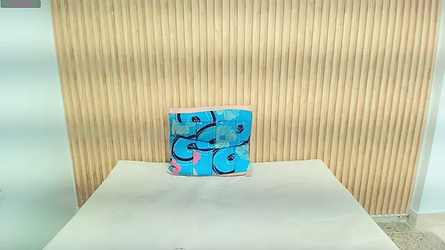 Frayhot777 live sex cam