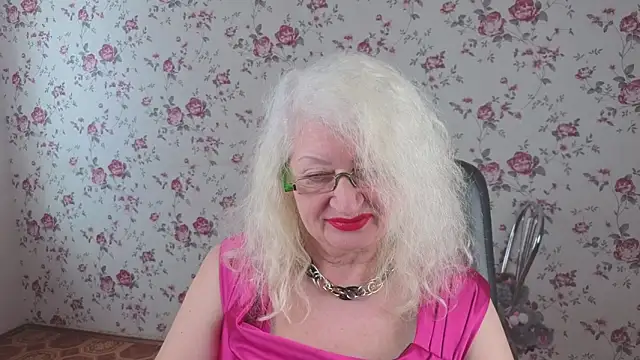 Maya_Mayflower's cam snapshot