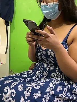 adhya007's cam snapshot