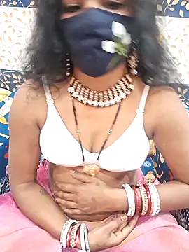 Hotty_pooja_07's cam snapshot