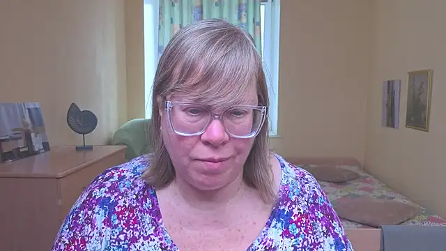 Emma_Eclipsee's cam snapshot