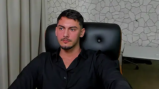 ClintMasters live sex cam