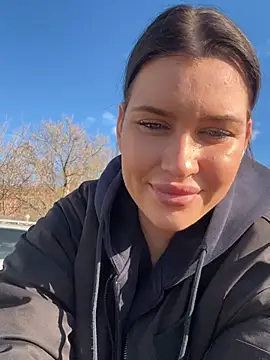 KikiWatson's cam snapshot