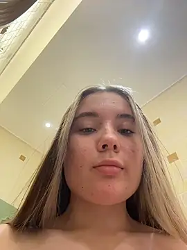 VineraSweet's cam snapshot