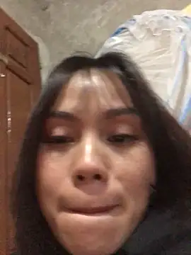 Sarahkiu's cam snapshot