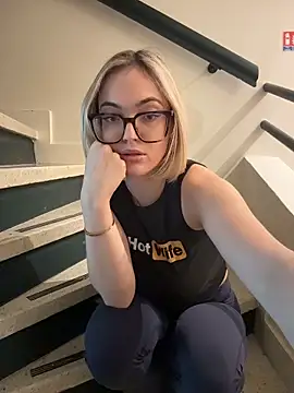 zoeypink live sex cam