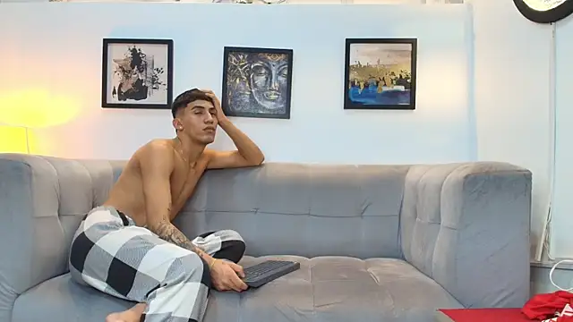 DIAMOND_BLACKS live sex cam