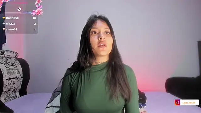 Sharlottee__'s cam snapshot