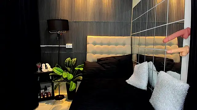 delightfulprincessts live sex cam