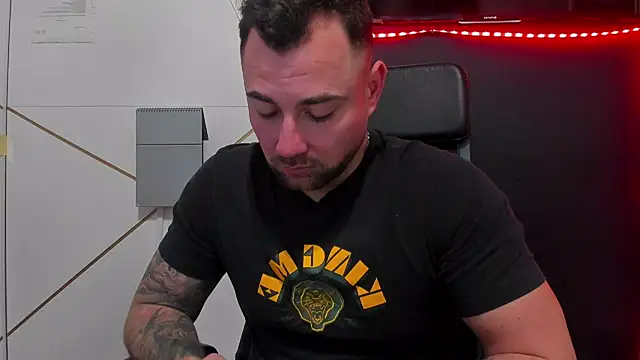 DuncanStone live sex cam