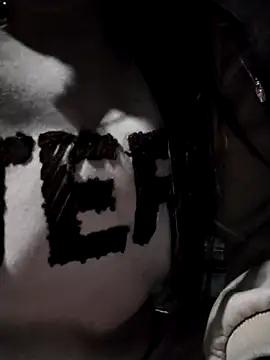 Feeling-hot live sex cam