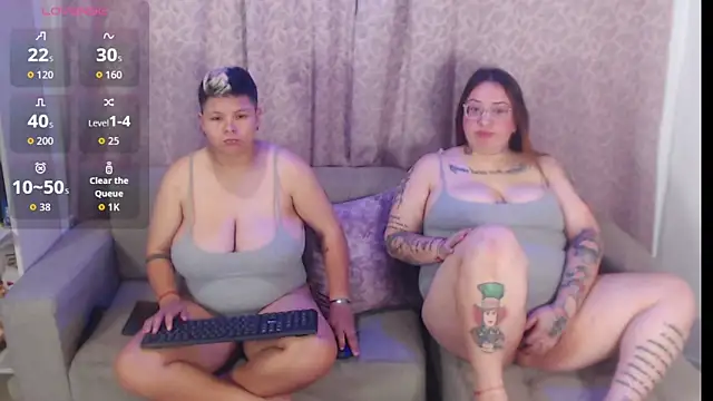 MiaYMolly live sex cam