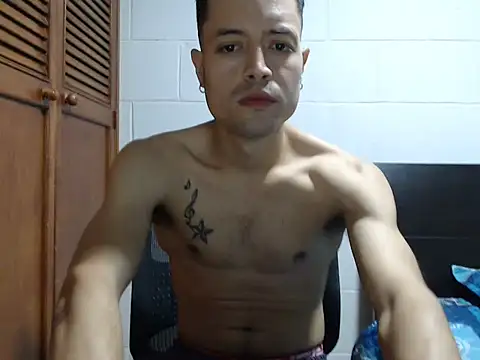dimitriquiet05 live sex cam