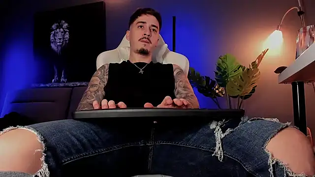 uptomatty's cam snapshot