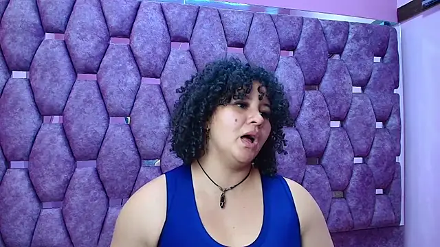 AlaSmith's cam snapshot