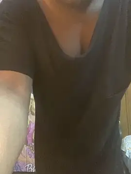 Kajal-Shemale69 live sex cam