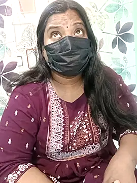 TAMIL-MILF- live sex cam