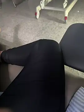 Mannusafadinha live sex cam