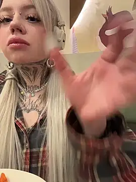 Chiibi's cam snapshot