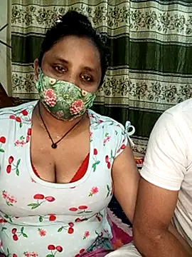 Romentic_Couple live sex cam