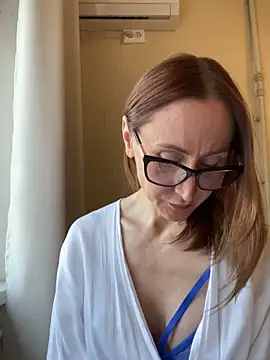 LauraDavis's cam snapshot