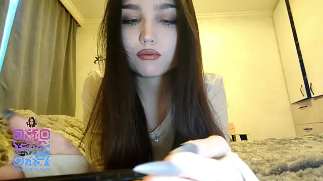 Qwami_Amie's cam snapshot