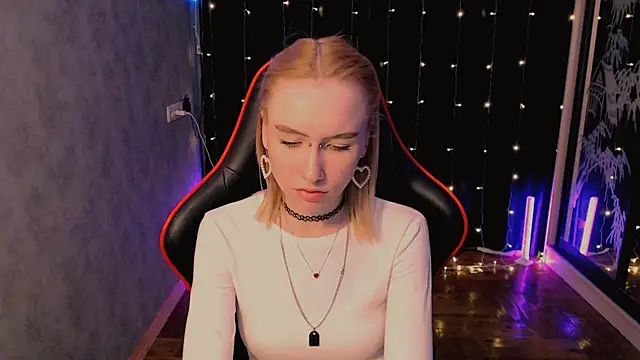 crybambi's cam snapshot