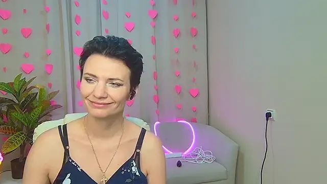 AvaSaturnian's cam snapshot