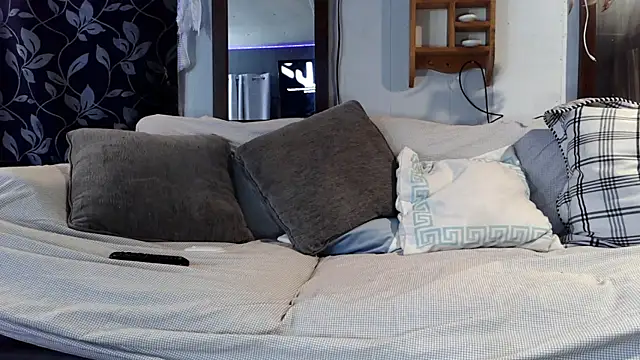 Genevieve143's cam snapshot