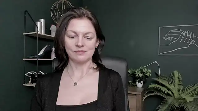 VivianWILD's cam snapshot