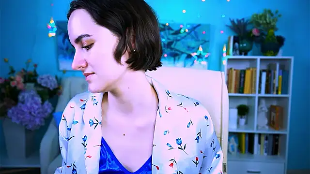 KateWillows live sex cam