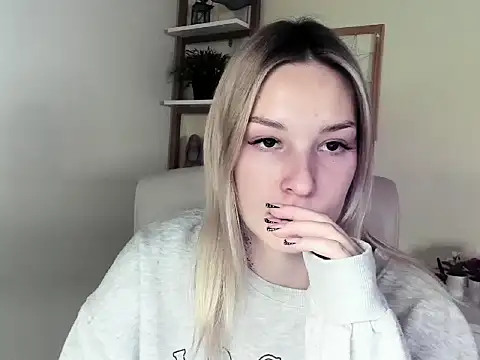 VelvetAngela live sex cam