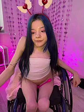 MiniSophiaa live sex cam