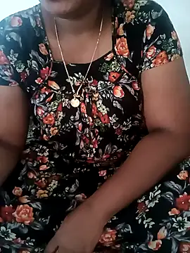 MaaliiiPonuTamil's cam snapshot