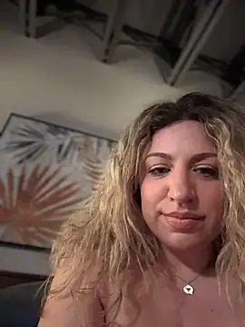 miamellycious live sex cam