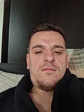 Huge_cock22cm live sex cam