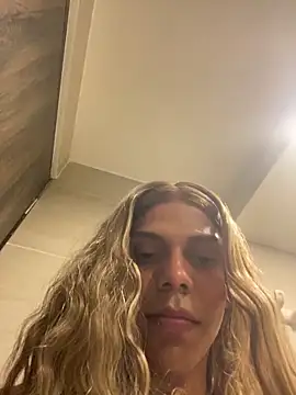 Flora_Minx live sex cam