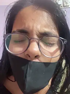 Sandhya_77's cam snapshot