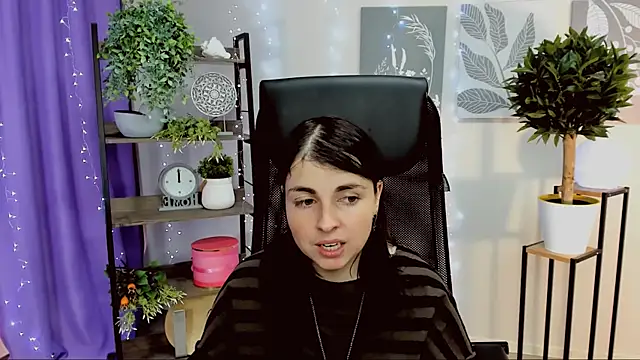 MartaEdams's cam snapshot