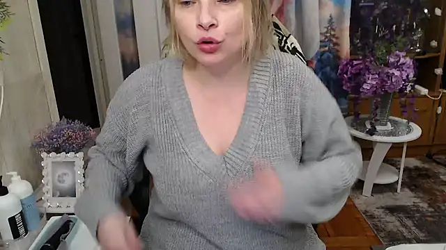 Mika_Passion live sex cam